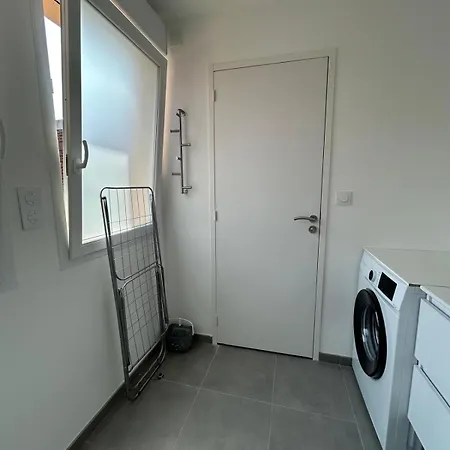 Maison Neuve Proche Et Commerces *