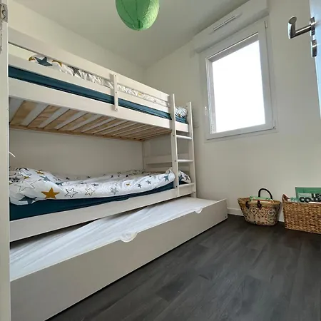 Maison Neuve Proche Et Commerces *